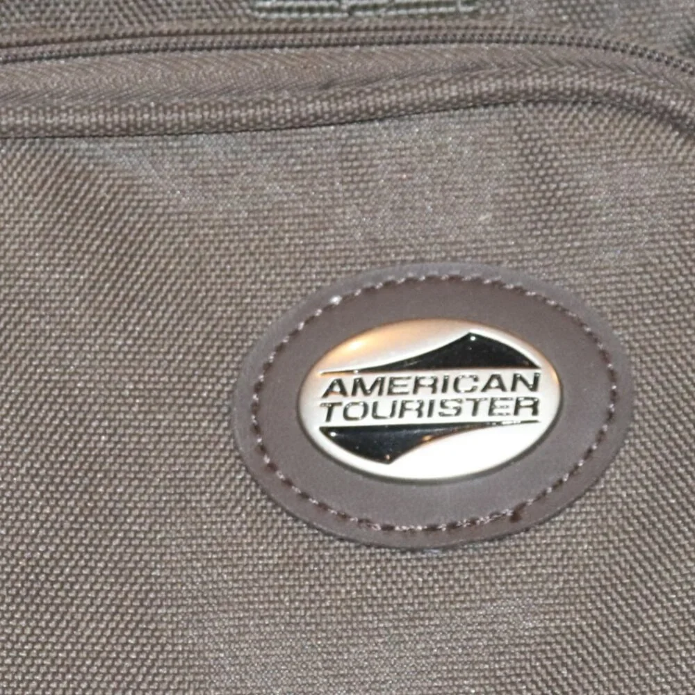American Tourister 🧳 american